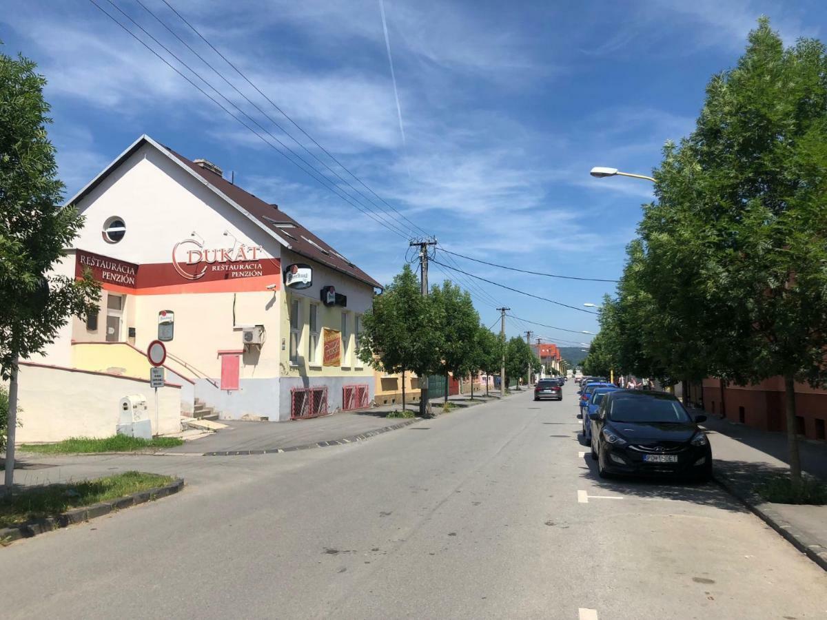Penzión Dukát Prešov Exterior foto